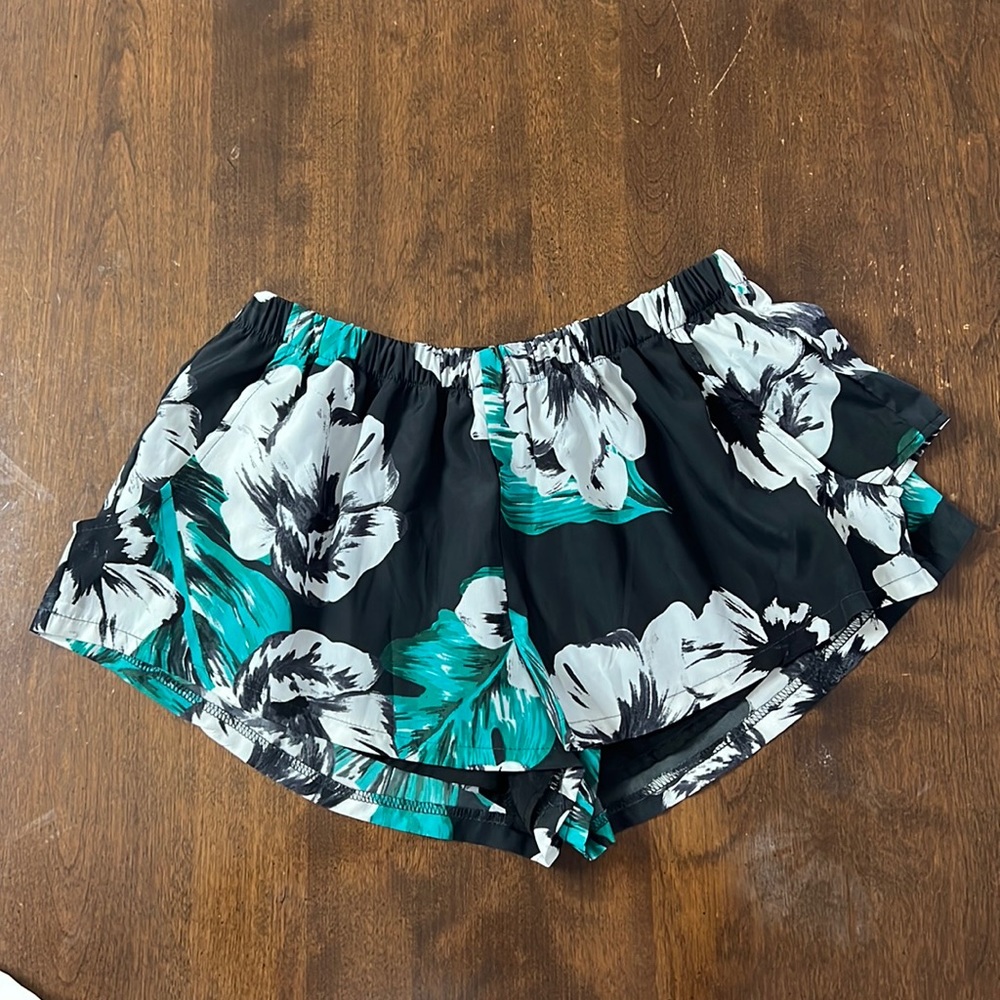 The Fifth Palm Shorts XS